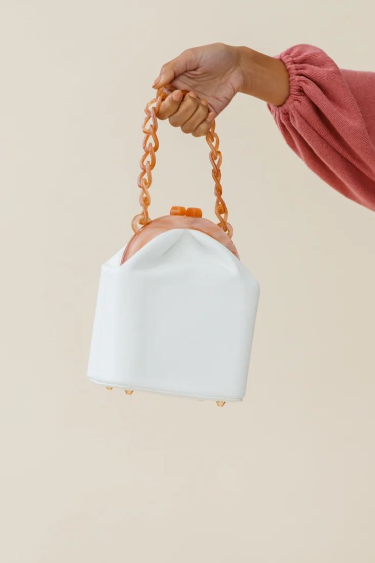 Kerrie Kiss-Lock Box Bag White - Sonourner